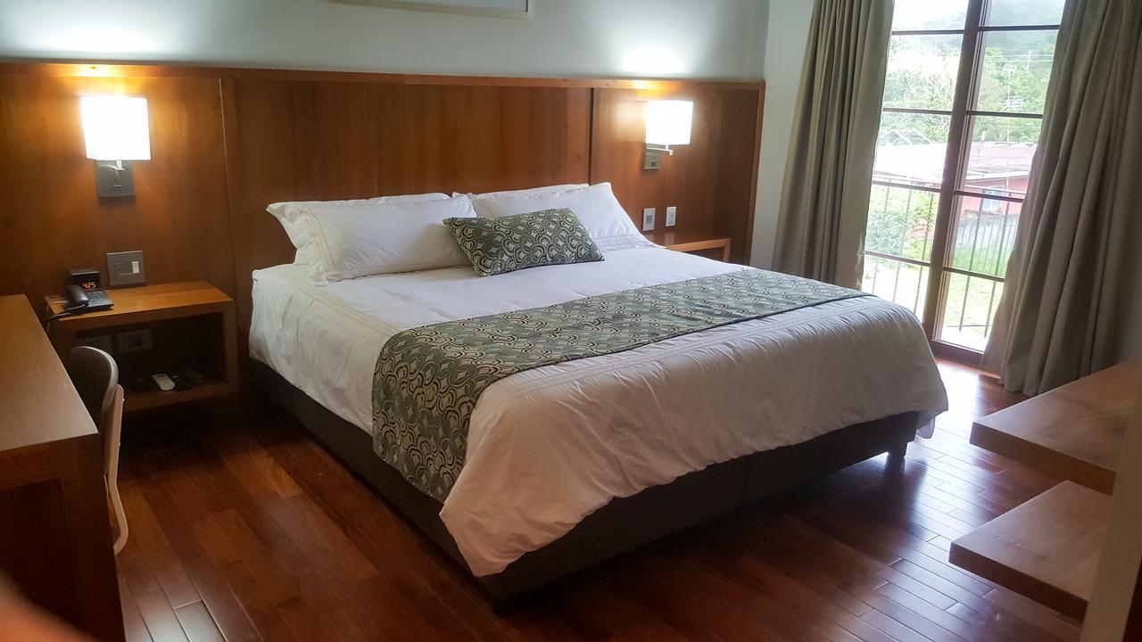 Los Brezos Hotel Boutique Volcán Eksteriør bilde