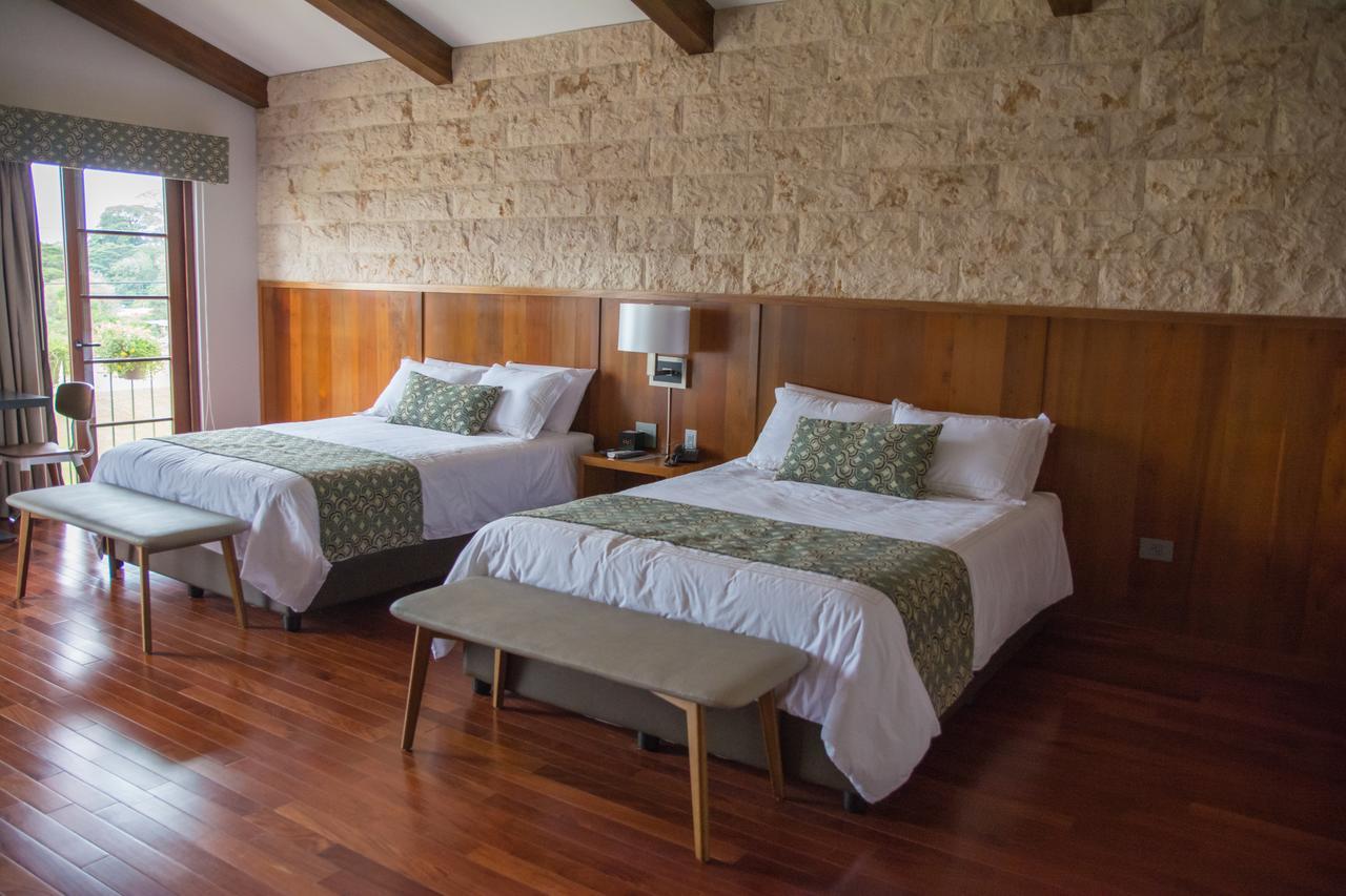Los Brezos Hotel Boutique Volcán Eksteriør bilde